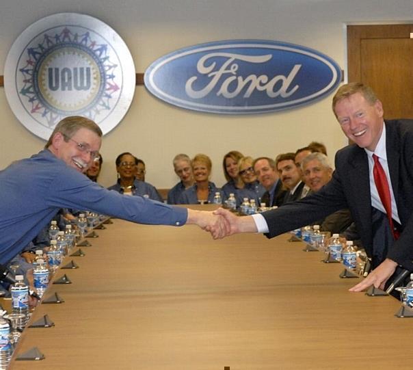 Ron Gettelfinger (left), UAW President and Alan Mulally, President and CEO, Ford Motor Company.